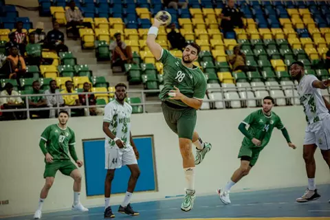 بطولة أفريقيا لكرة اليد.. ماذا يحتاج منتخبا الجزائر والمغرب للتأهل إلى الدور الرئيسي؟